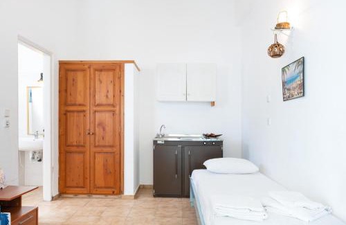 Patmos House | Beachfront Lampis Dolphin 2
