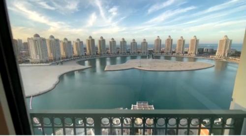 Doha Apartment | Beachfront Luxury Apartment-Pearl Island شقه مطله على الشاطئ بجزيرة اللؤلؤه