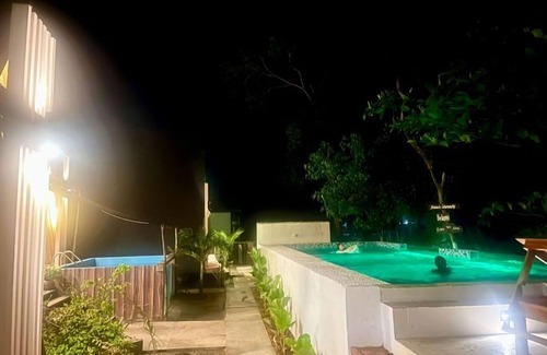 Sipalay Apartment | Beachfront Oasis: Blissful Studio