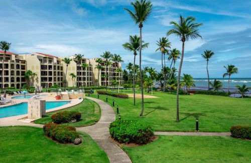Candelero Abajo Apartment | Beachfront Paradise 2br Crescent Beach Seaside