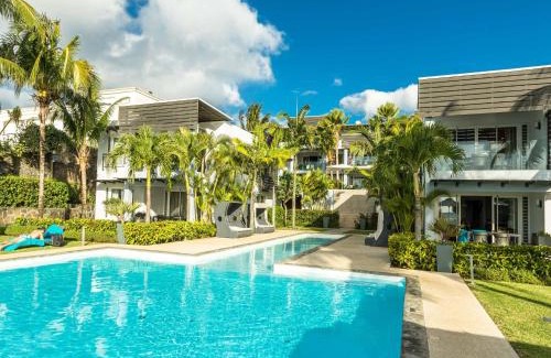 Pointe aux Biches Apartment | Beachfront & Pool serviced apartment with stunning view - closest to the beach than most hotel