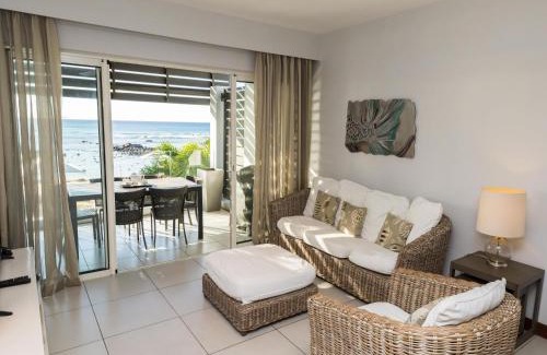Pointe aux Biches Apartment | Beachfront & Pool serviced apartment with stunning view - closest to the beach than most hotel