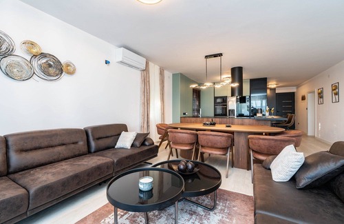 Sukosan Villa | Beachfront Villa Blue Melody with Pool