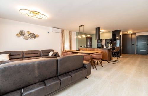 Sukosan Villa | Beachfront Villa Blue Melody with Pool