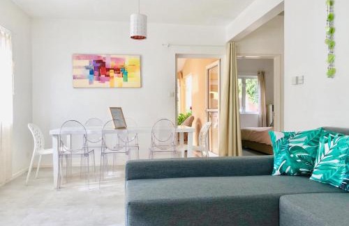 Flic-en-Flac House | Beachfront Villa in a beautiful and secured complex