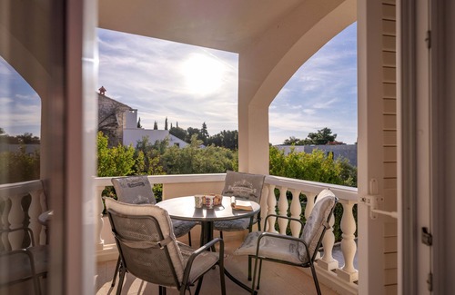 Bol Apartment | Beachfront Villa near Zlatni rat