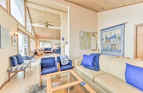 Bells Beach House | Beachfront Whidbey Island Home and Apartment!