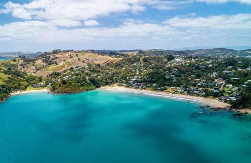 Palm Beach Apartment | Beachside Apartment at Palm - Coast & Country