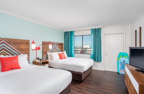 Cocoa Beach Hotel | Beachside Hotel & Suites Cocoa Beach - Port Canaveral