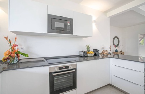 Sainte-Anne House | Beachside Starfish