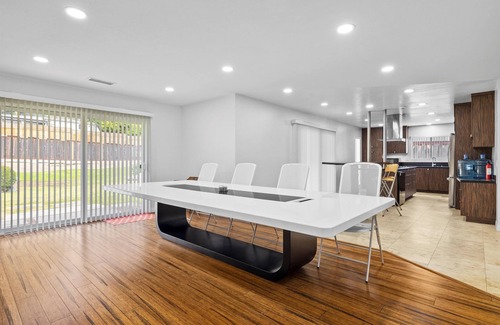 Olde Carlsbad House | Beachside Work & Creativity Retreat