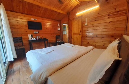 Morjim Hotel | BeachWalk By FeatherTouch Hotels Resorts