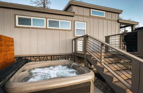 Ruidoso House | Bear Hug Cabin