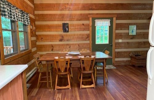 Alpine Lake House | Bearadise - Carterroque