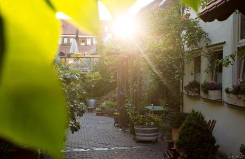 Munzenberg Bed & Breakfast | Beate's Bed & Breakfast