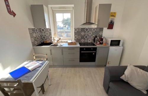 Luc-sur-Mer Apartment | Beau Studio avec vue sur Mer et parking gratuit