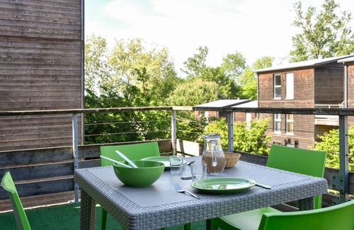 Montreal Condo | Beau T2 + terrasse privée | Piscine extérieure