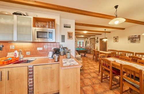 Uhlejov Villa | Beautiful private villa for 24 people with private pool, WIFI, TV, terrace and pets allowed