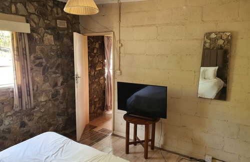 Juliasdale Cottage | Beautiful 1-Bed Cottage in Juliasdale