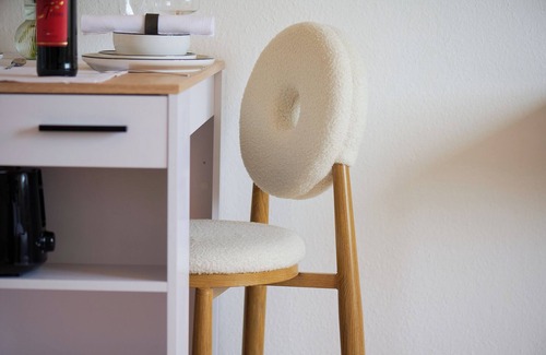 Grifflenberg Apartment | Beautiful 1-Bedroom apartment with fully Kitchen near University and Downtown