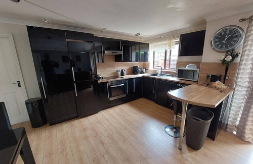 Bolton Apartment | Beautiful 1bed Apartment With a Back Garden