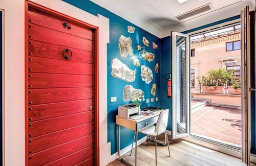 Rome City Centre Apartment | Beautiful 1BR Suite with City View in Rome