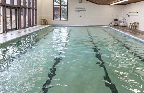 Hope Apartment | Beautiful 2 bedroom unit at resort, sleeps 8