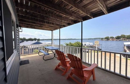 Lake of the Ozarks Condo | Beautiful 2 Bedroom at Lake Front Resort