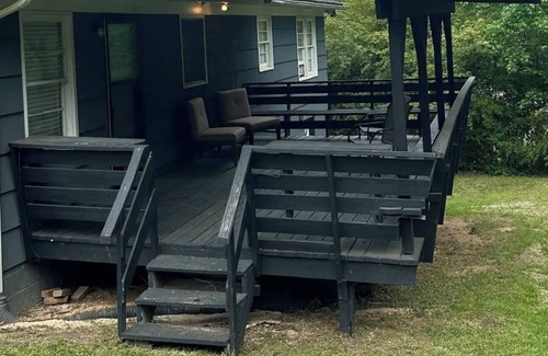 Forestdale House | Beautiful 3 bedroom1 bathroom home