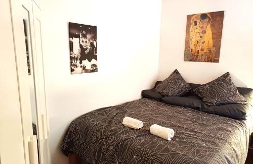 Parc-de-Montsouris Apartment | Beautiful 3 rooms flat - 14percent sales Park Montsouris in Paris centre14ème direct to airport