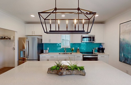 Orange Beach House | Beautiful 3br/2.5ba w/Kayak Access, Sleeps 10