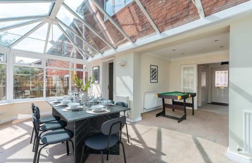 Emersons Green House | Beautiful 4 Bedroom Home near Bristol