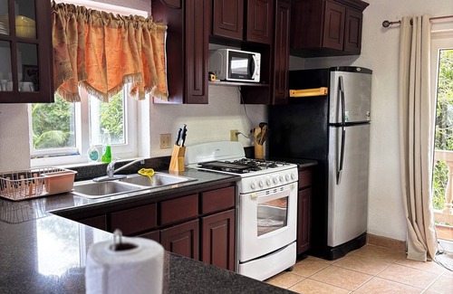 West End Condo | Beautiful and comfortable 2 bedroom unit, full furnished and close the beach.