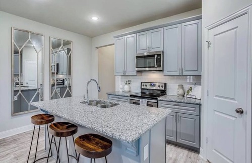 Forney House | Beautiful and Spacious Home in Charming Forney with Fiber WIFI