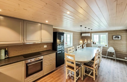 Kvam House | Beautiful and welcoming cottage in great location near the ski center Eikedalen.