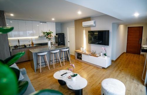 Leuro Apartment | Beautiful and Well Located