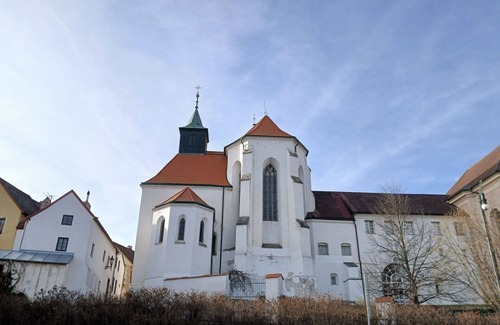Jindrichuv Hradec Apartment | Beautiful apartment for 4 people with WIFI, TV and parking