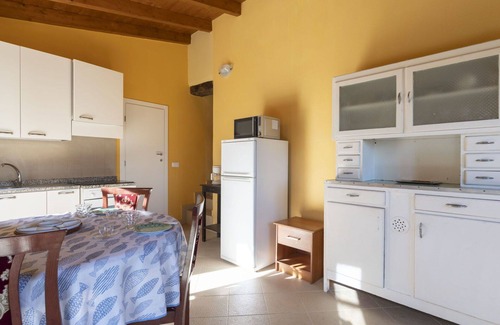 Valloria Apartment | Beautiful apartment for 4 people with WIFI, pool, patio, pets allowed and panoramic view