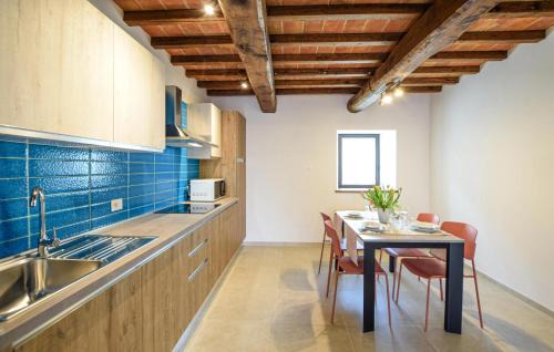 Castel Focognano Apartment | Beautiful Apartment In Castel Focognano