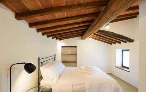 Castel Focognano Apartment | Beautiful Apartment In Castel Focognano