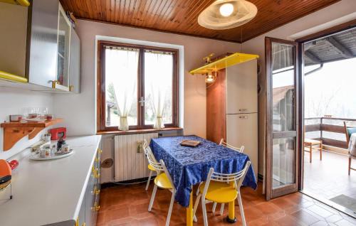 Ossimo Apartment | Beautiful Apartment In Ossimo Superiore