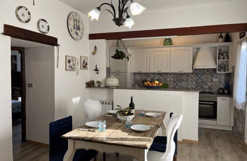 Torrazza Apartment | Beautiful apartment for 4 guests with WIFI, A/C, TV, terrace, pets allowed and panoramic view