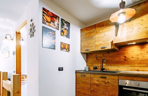Alba Apartment | Beautiful apartment for 5 people with WIFI, hot tub, TV and parking