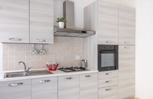 Loreto Apartment | Beautiful apartment for 5 people with WIFI, TV, terrace and panoramic view, close to Porto Recan.