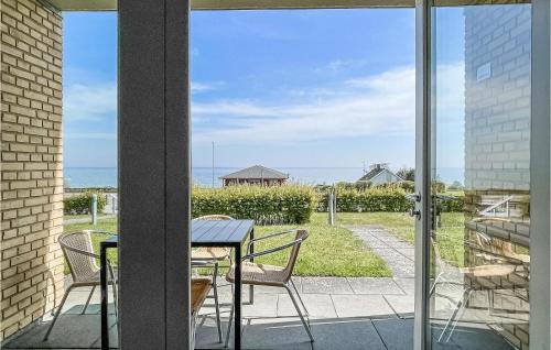 Sandkaas Apartment | Beautiful Apartment In Allinge
