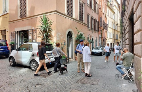 Rione VII Regola Apartment | Beautiful Apartment in Campo de Fiori
