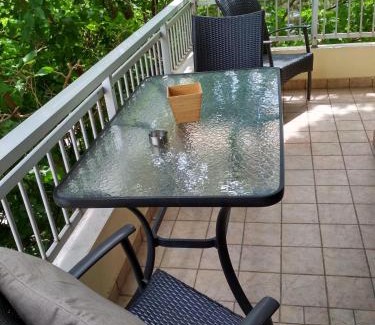 Nei Pori Apartment | Beautiful Apartment in front of the sea with a mountain view