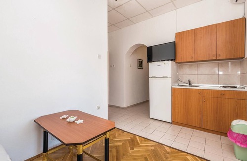 Dinjiska Apartment | Beautiful apartment in Dinjiska