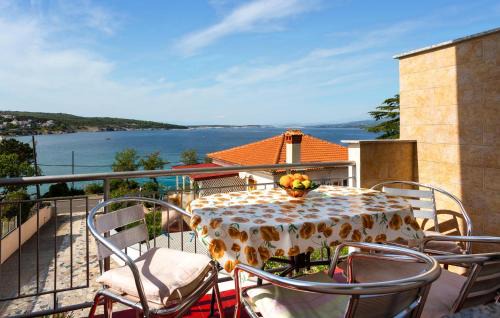 Silo Apartment | Beautiful Apartment In Silo With Wifi