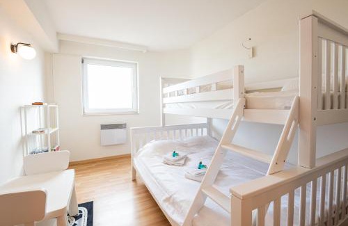 Raversijde Apartment | Beautiful apartment with Sea Views and parking